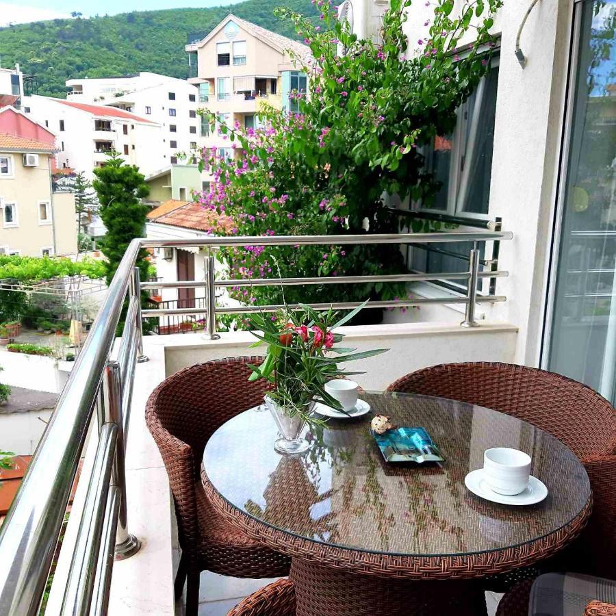 City & Sea Apartments Budva Bilik gambar